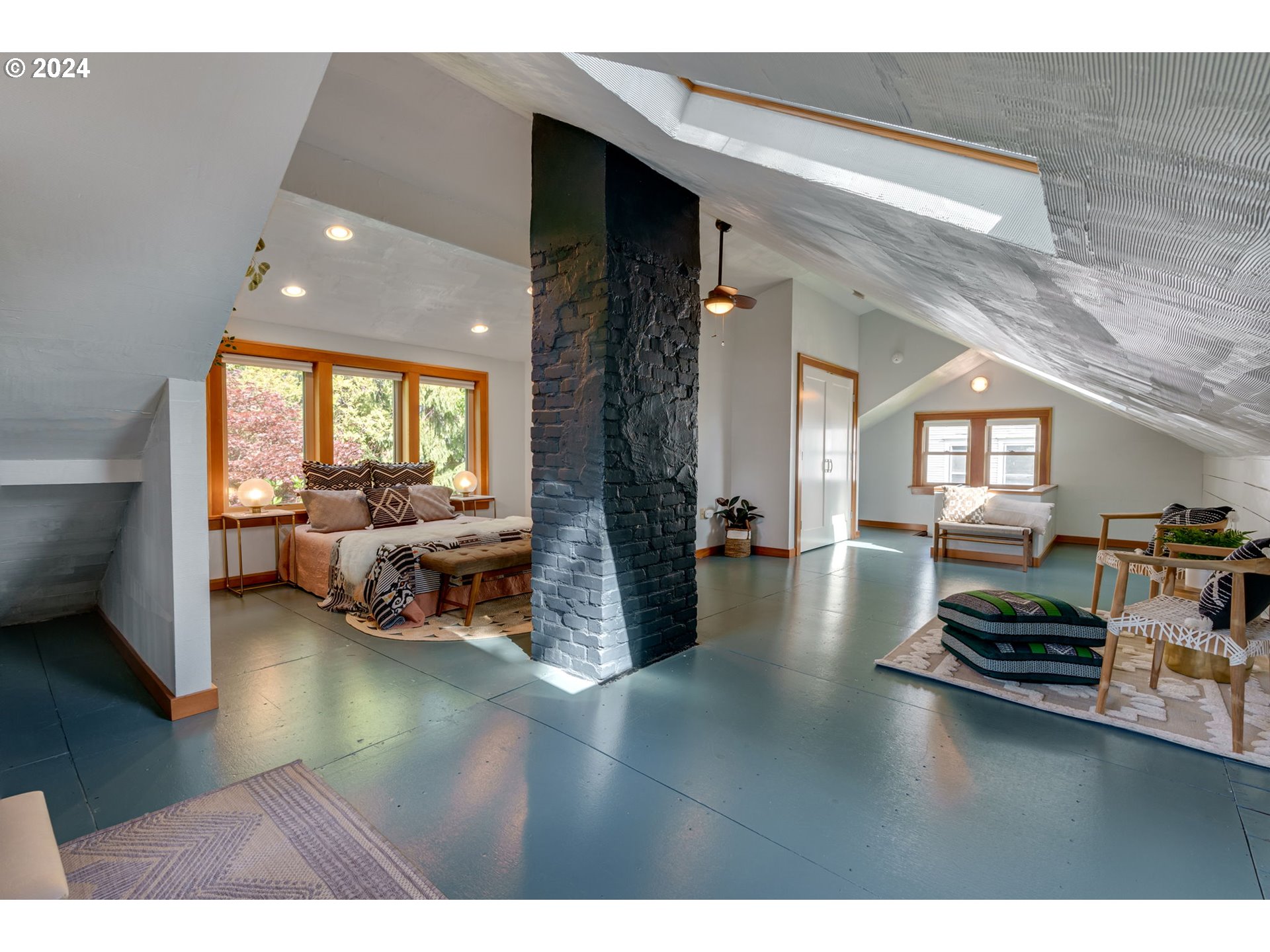 4629 Southwest View Point Terrace Portland, OR 97239 - Photo 21 of 37 Gallery Image 21
