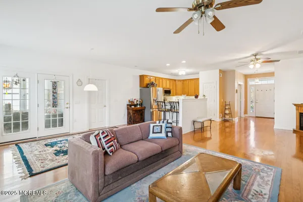 $375,000 | 1 Drury Lane, Manchester Township, NJ 08759