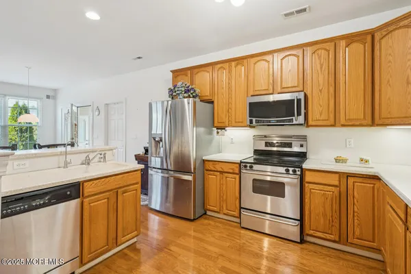 $375,000 | 1 Drury Lane, Manchester Township, NJ 08759