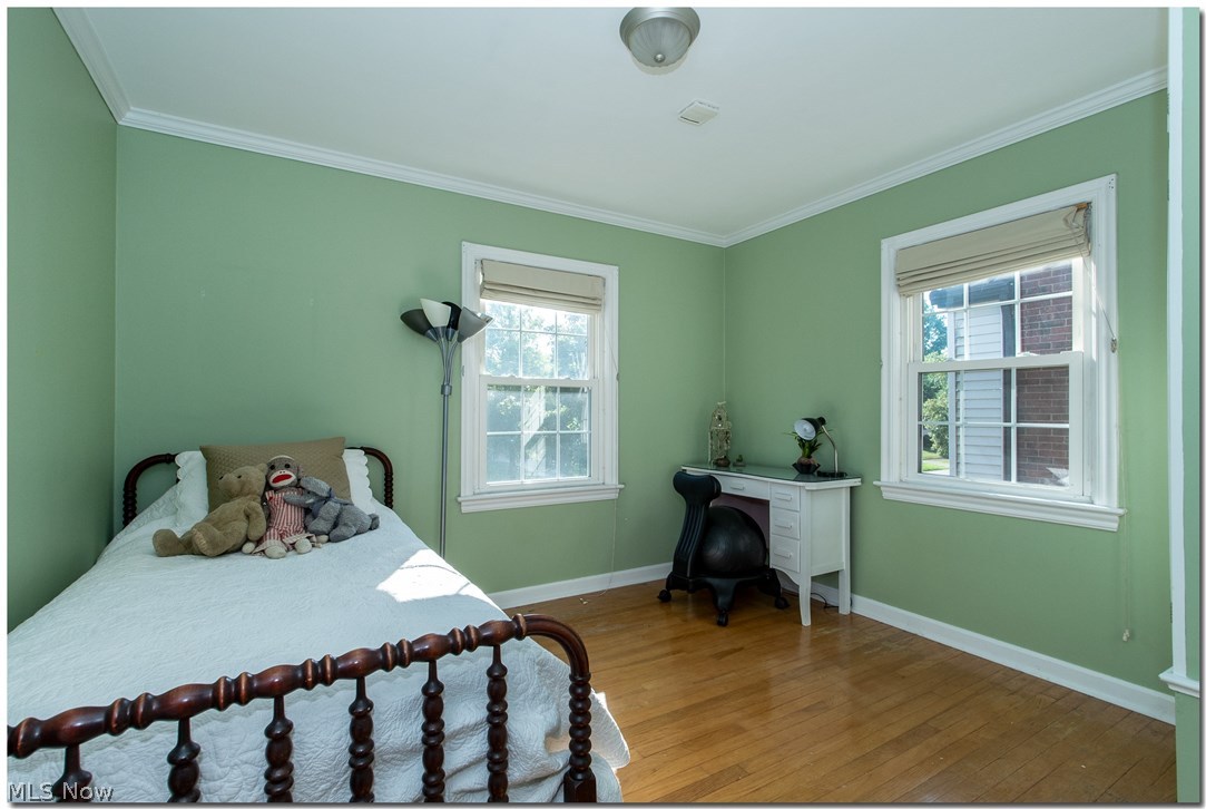 2460 Saybrook Road Cleveland, OH 44118 - Photo 24 of 34