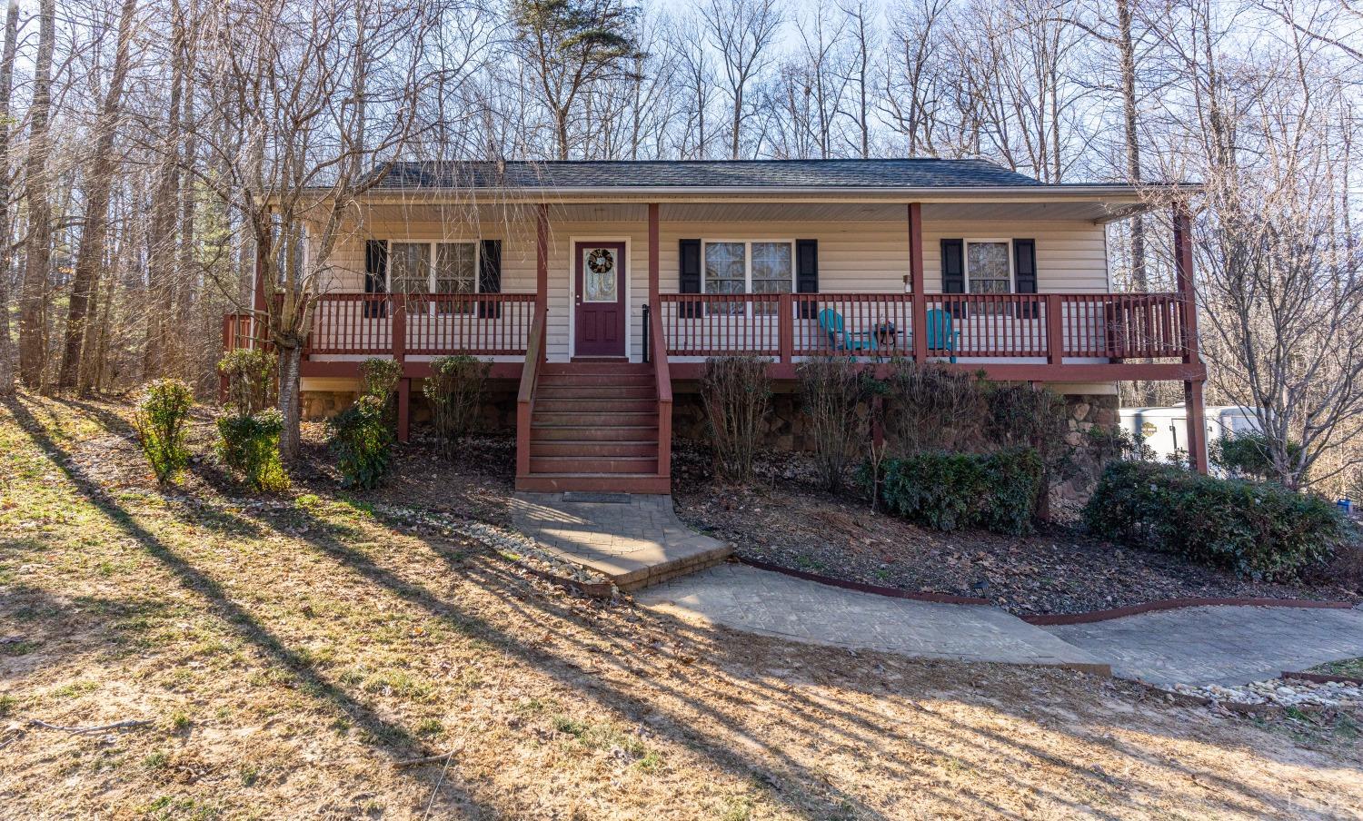 191 Father Judge Road Monroe, VA 24574 - Photo 1 of 58 Gallery Image 1