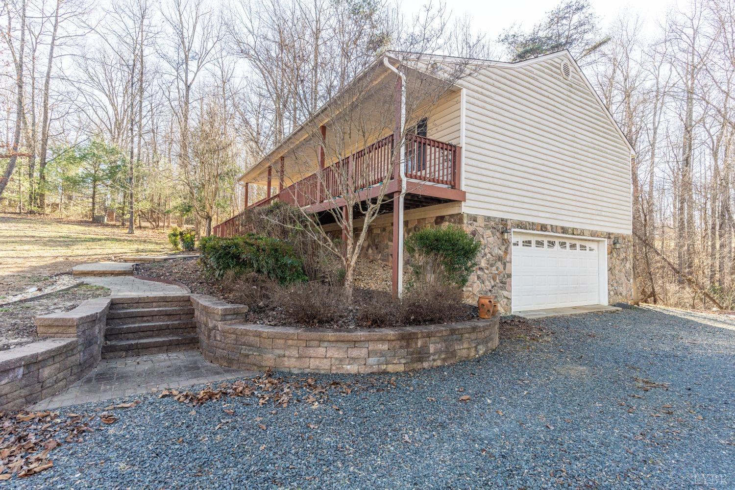 191 Father Judge Road Monroe, VA 24574 - Photo 2 of 58 Gallery Image 2