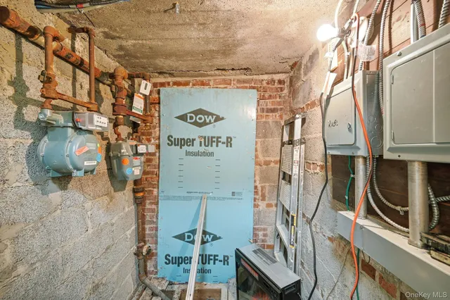 $1,200,000 | 1100 Neill Avenue | Morris Park