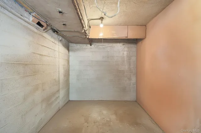 $1,200,000 | 1100 Neill Avenue | Morris Park