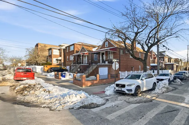 $1,200,000 | 1100 Neill Avenue | Morris Park