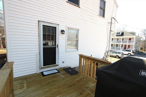 $2,600 | 21 Moore Avenue, Unit 21, Franklin, MA 02038