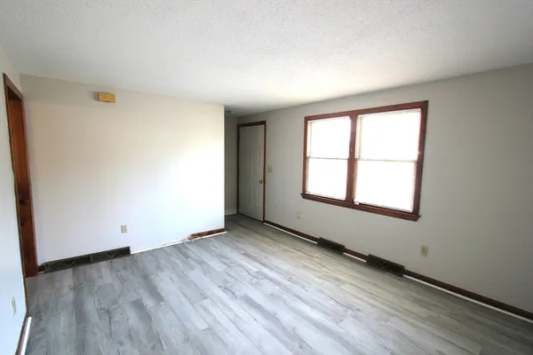 $2,600 | 21 Moore Avenue, Unit 21, Franklin, MA 02038