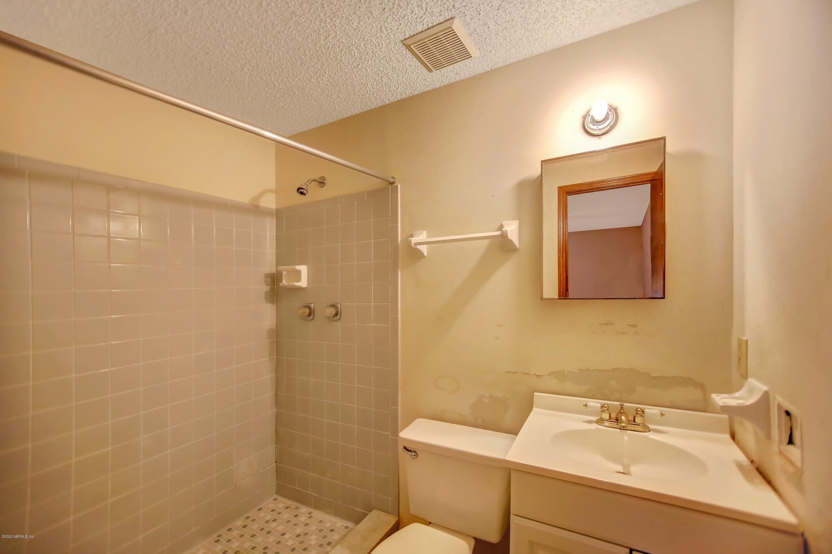 2581 Spring Lake Road Jacksonville, FL 32210 - Photo 17 of 30 5J4A8020_1_2