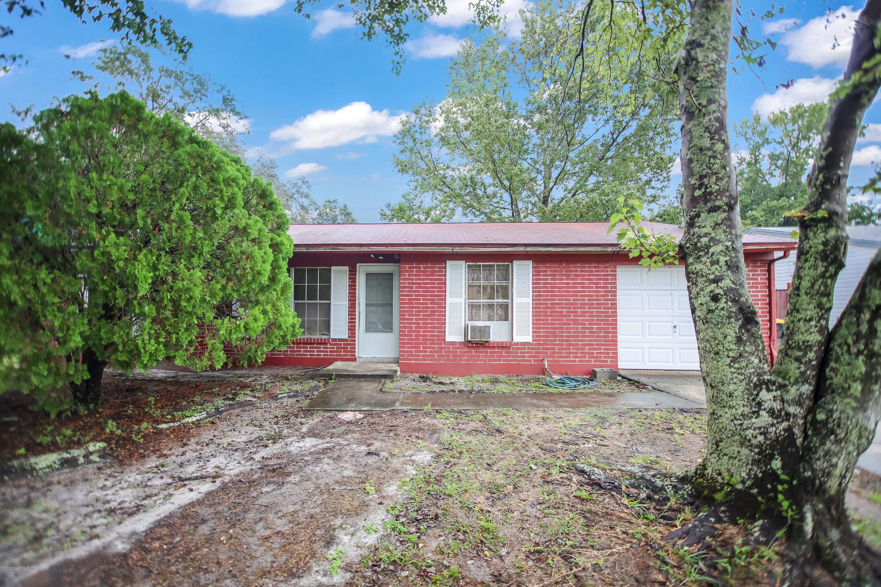 2581 Spring Lake Road Jacksonville, FL 32210 - Photo 3 of 30 5J4A8103