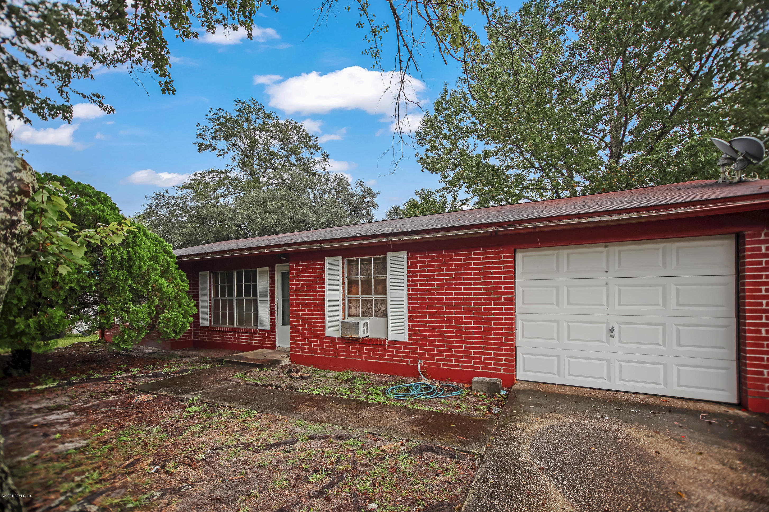2581 Spring Lake Road Jacksonville, FL 32210 - Photo 4 of 30 5J4A8120