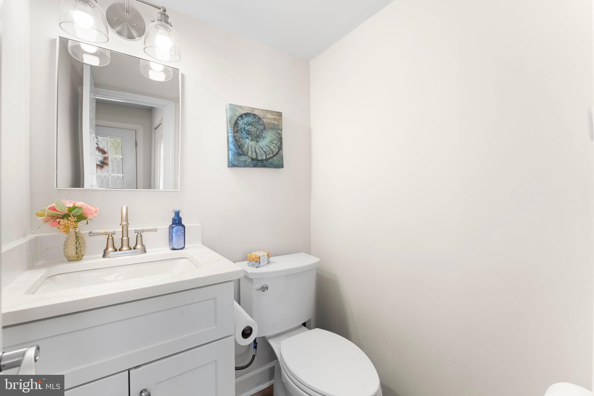 6406 Gildar Street Alexandria, VA 22310 - Photo 25 of 32 Main level half bath.