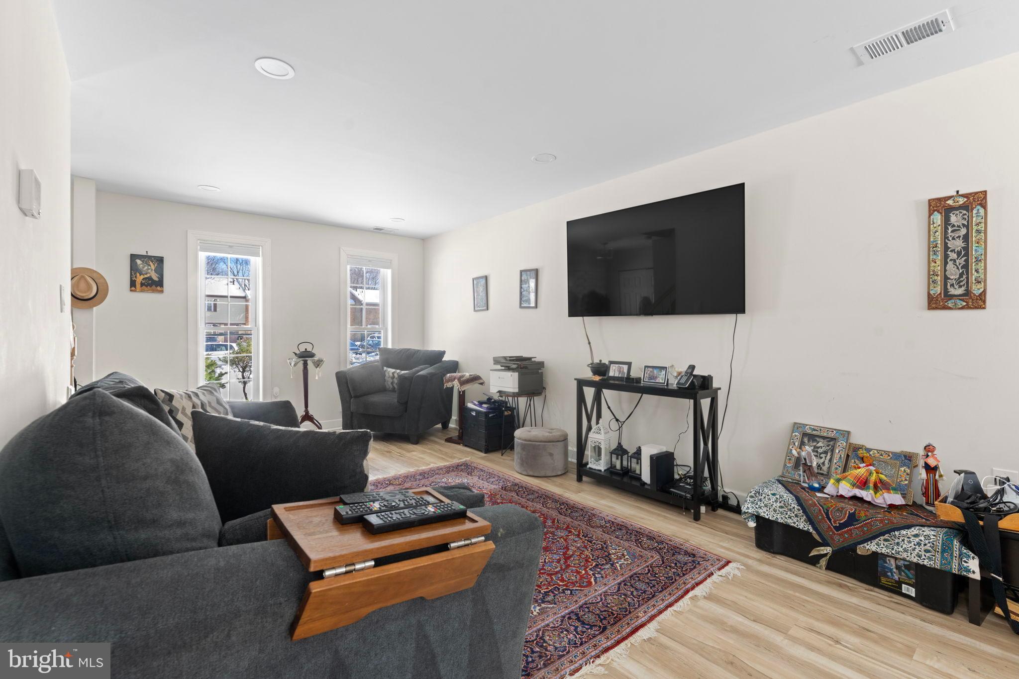 6406 Gildar Street Alexandria, VA 22310 - Photo 7 of 32 Updated flooring throughout the main level.