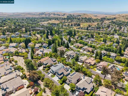 $1,985,000 | 135 Tenby Terrace, Danville, CA 94506