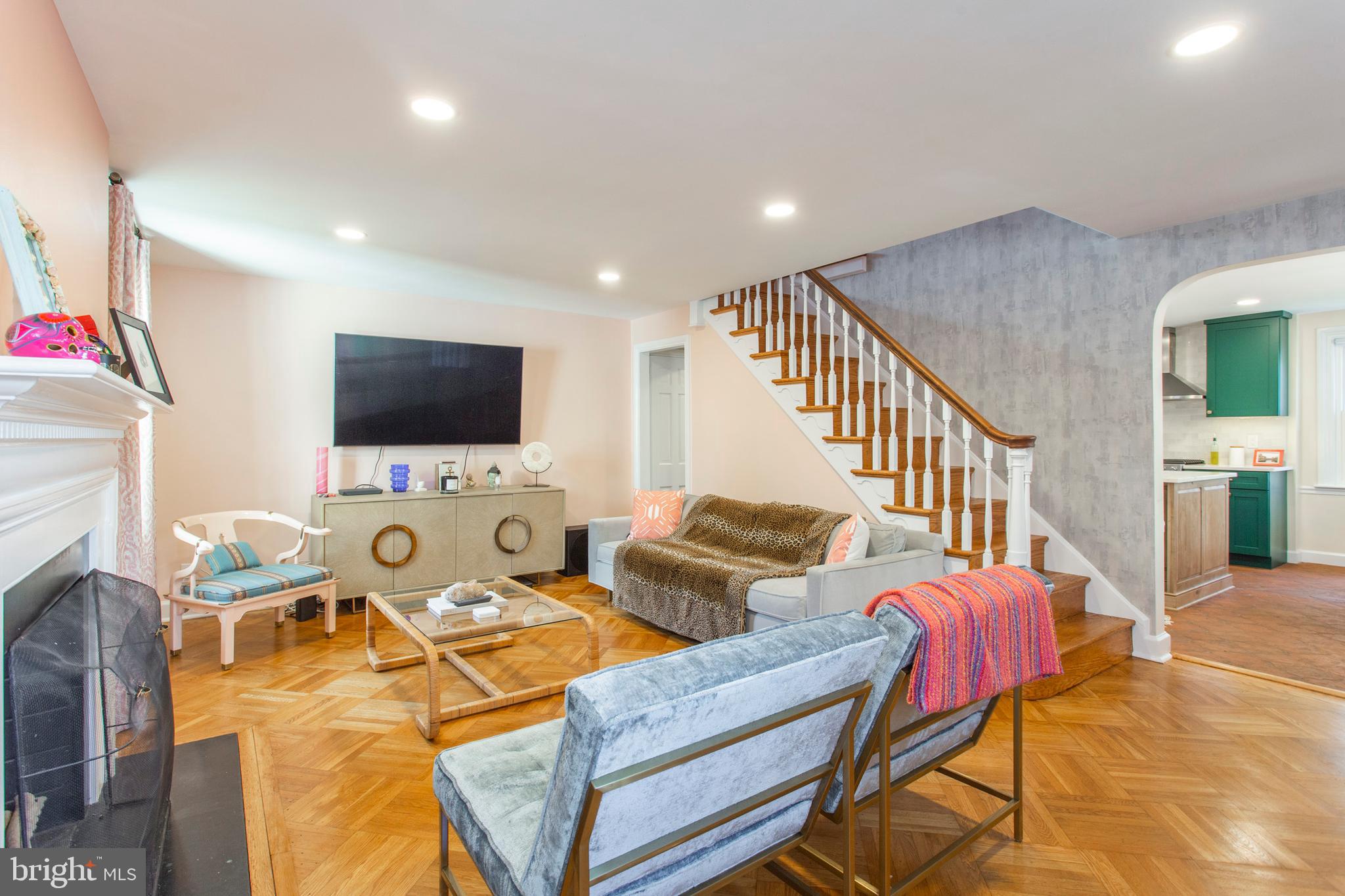 1700 Manor Road Havertown, PA 19083 - Photo 4 of 29 Living Room