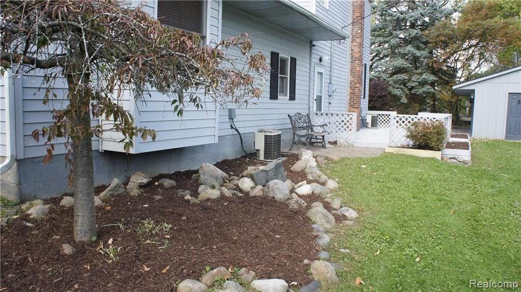 2907 Dearborn Avenue Rochester Hills, MI 48309 - Photo 18 of 55