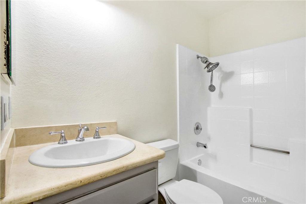 9872 Highland Avenue, Unit B Rancho Cucamonga, CA 91737 - Photo 7 of 15