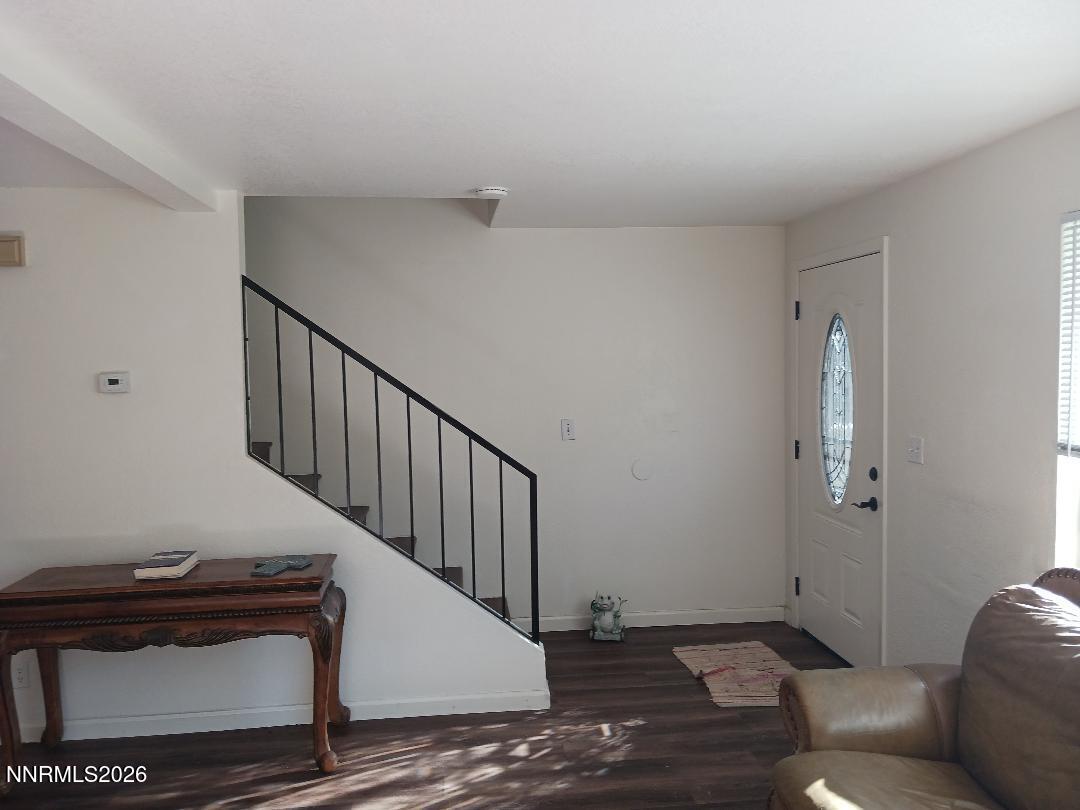 401 Allouette Way, Unit 7 Carson City, NV 89701 - Photo 4 of 27 Living Room