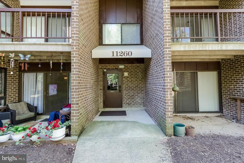 11260 Chestnut Grove Square, Unit 138 Reston, VA 20190 - Photo 1 of 25 Exterior (Front)