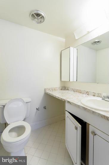 11260 Chestnut Grove Square, Unit 138 Reston, VA 20190 - Photo 19 of 25 Interior (General)