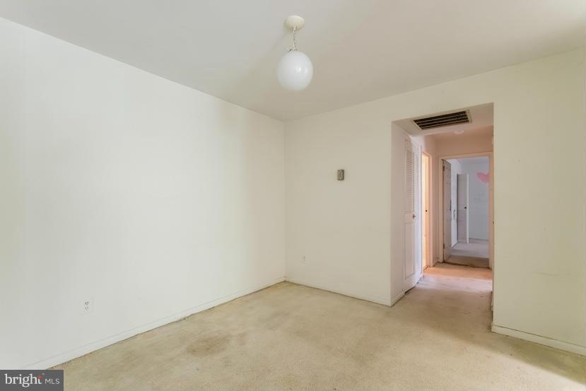 11260 Chestnut Grove Square, Unit 138 Reston, VA 20190 - Photo 7 of 25 Interior (General)