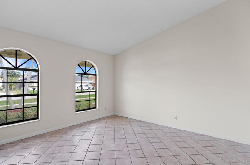 350 Seneca Lane Boca Raton, FL 33487 - Photo 6 of 27 Formal Living Room
