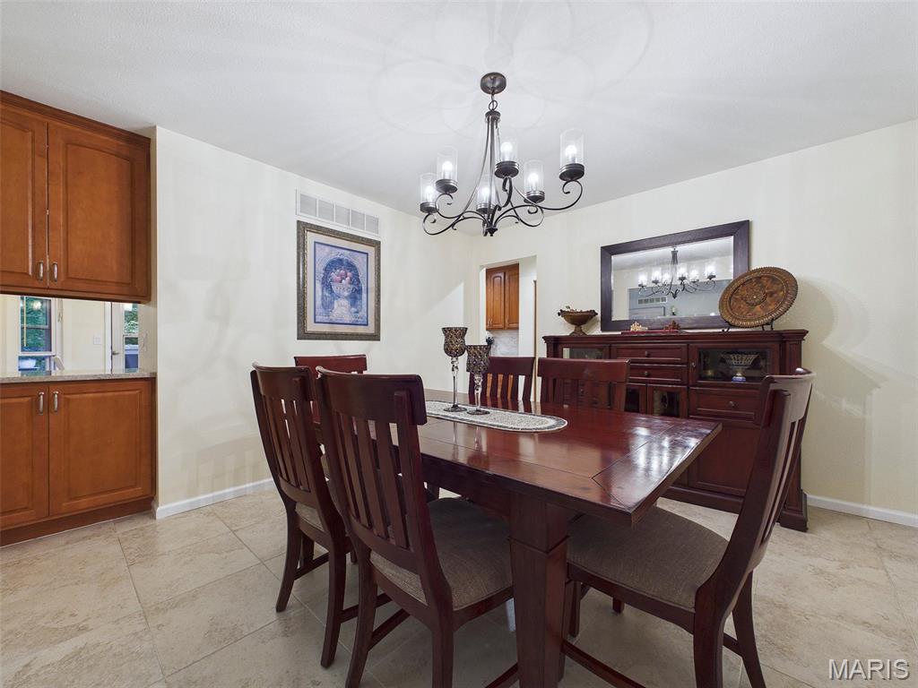 1810 Butler Boulevard Edwardsville, IL 62025 - Photo 14 of 52
