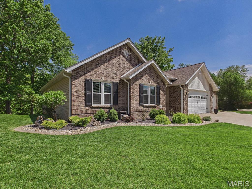 1810 Butler Boulevard Edwardsville, IL 62025 - Photo 2 of 52