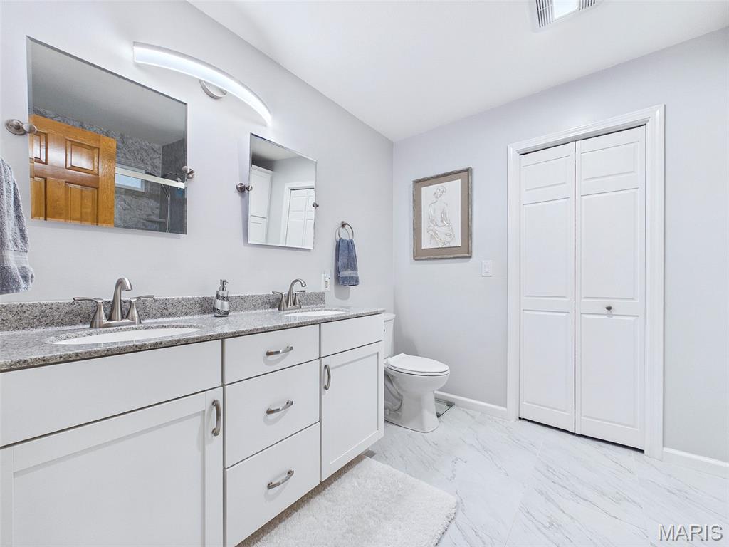 1810 Butler Boulevard Edwardsville, IL 62025 - Photo 24 of 52