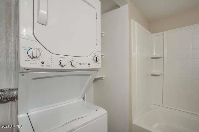 $1,195 | 318 East Vine Circle, Unit 201, Mesa, AZ 85210