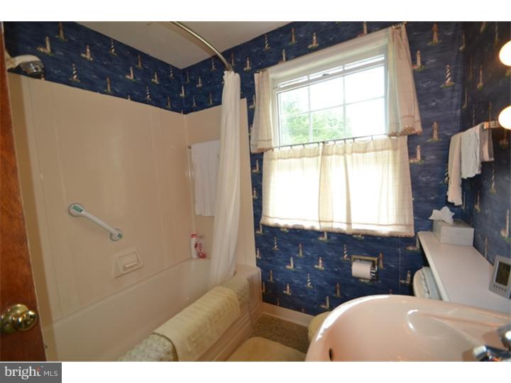 2675 Trewigtown Road Colmar, PA 18915 - Photo 22 of 22 Bathroom