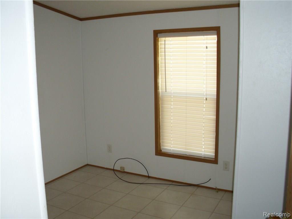 22744 Quinn Road Clinton Township, MI 48035 - Photo 19 of 23
