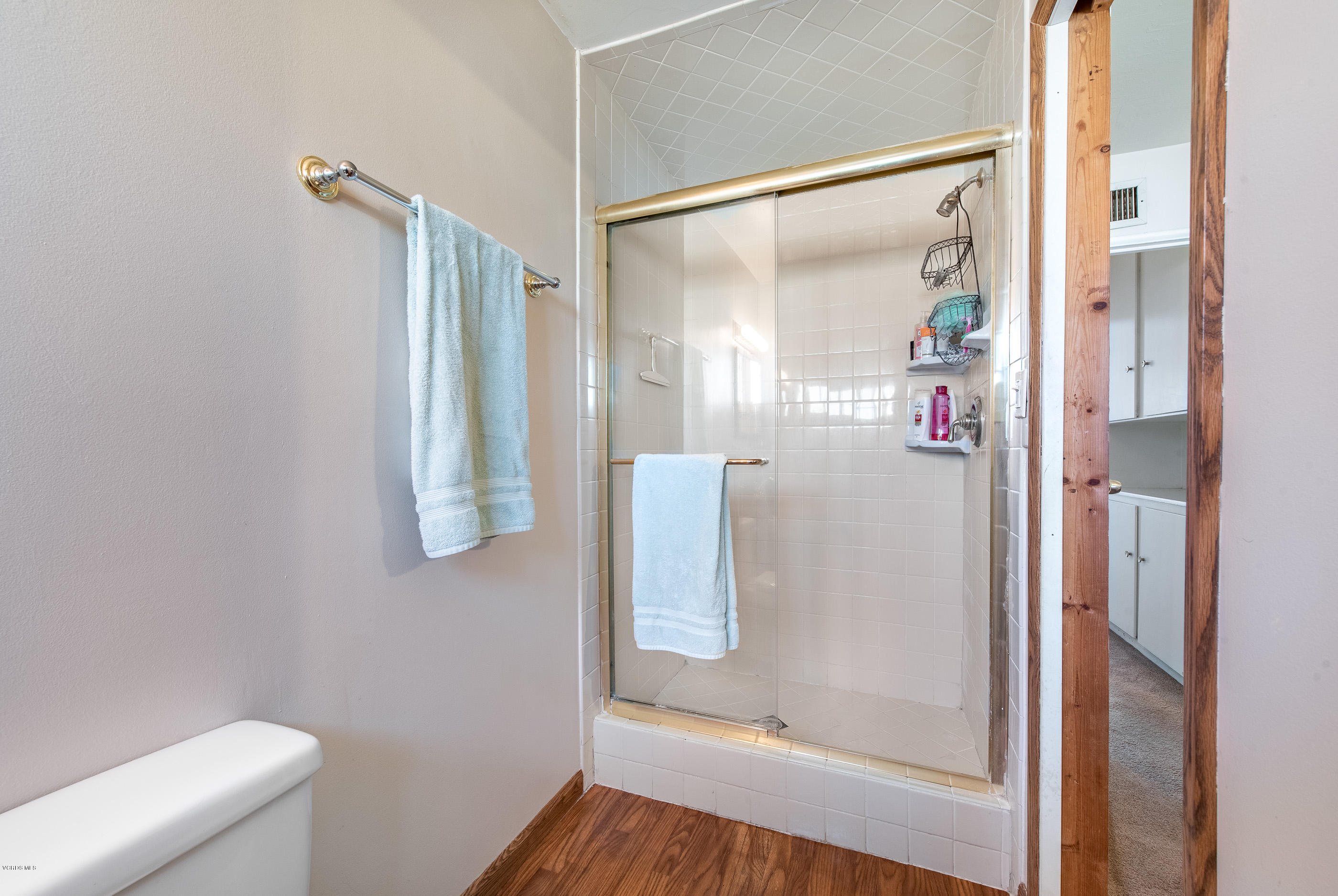 4030 Angela Street Simi Valley, CA 93063 - Photo 19 of 28 4030 Angela St Simi Valley-19