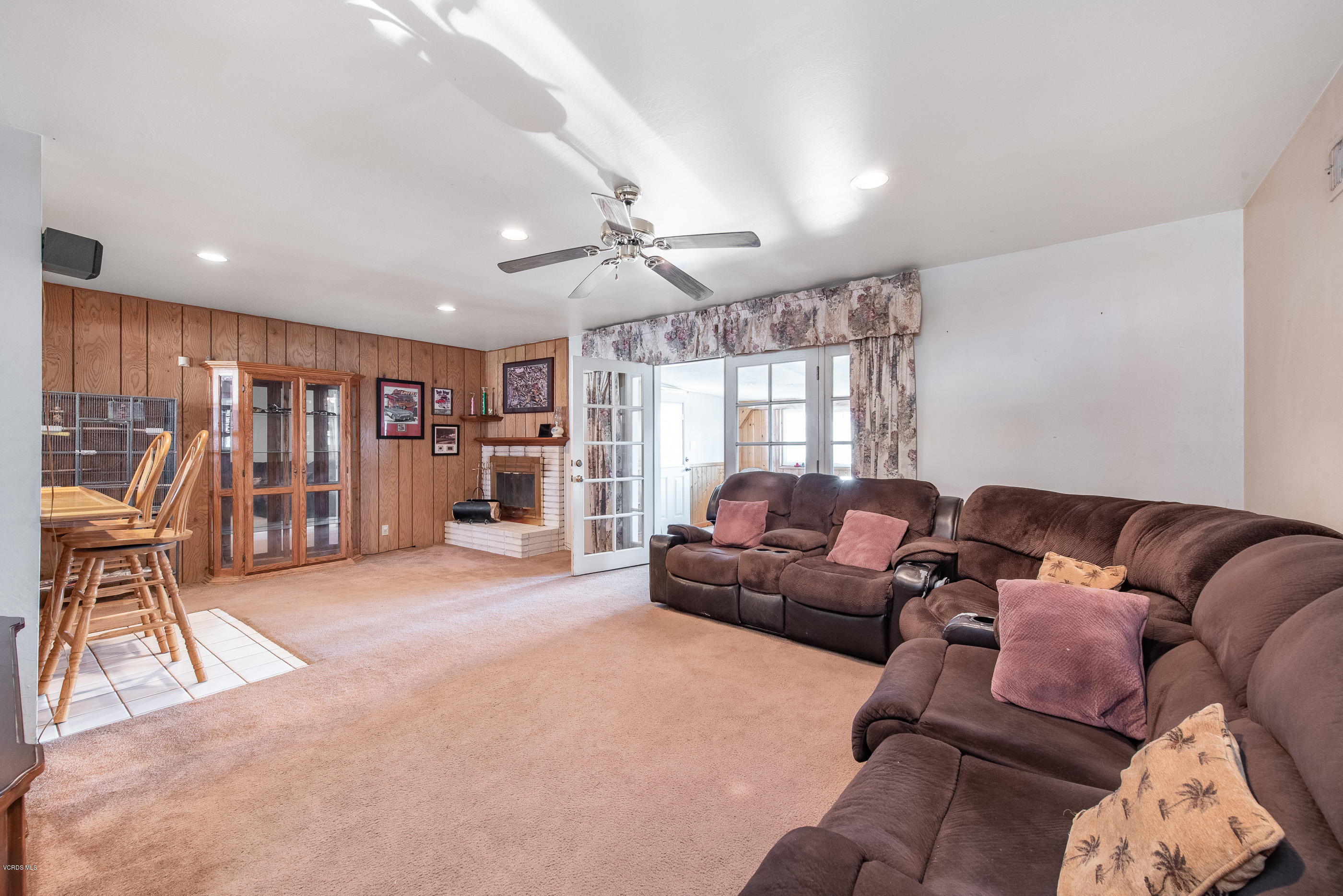 4030 Angela Street Simi Valley, CA 93063 - Photo 5 of 28 4030 Angela St Simi Valley-5