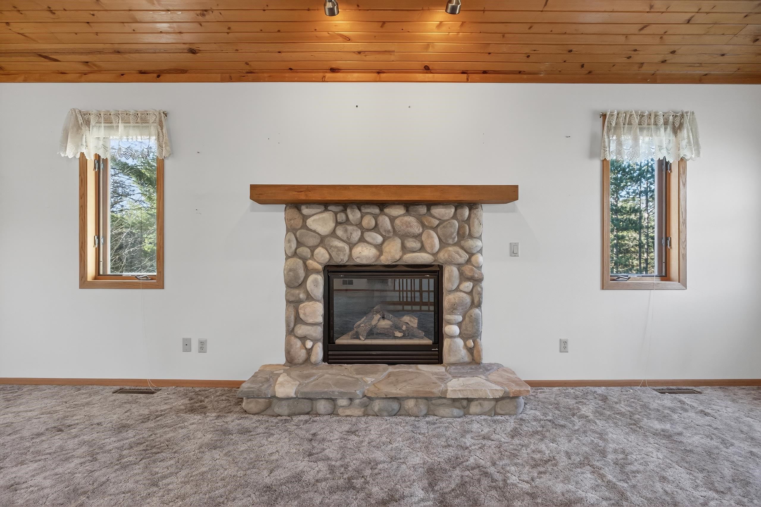 4555 Lynn Hill Road Nekoosa, WI 54457 - Photo 9 of 54