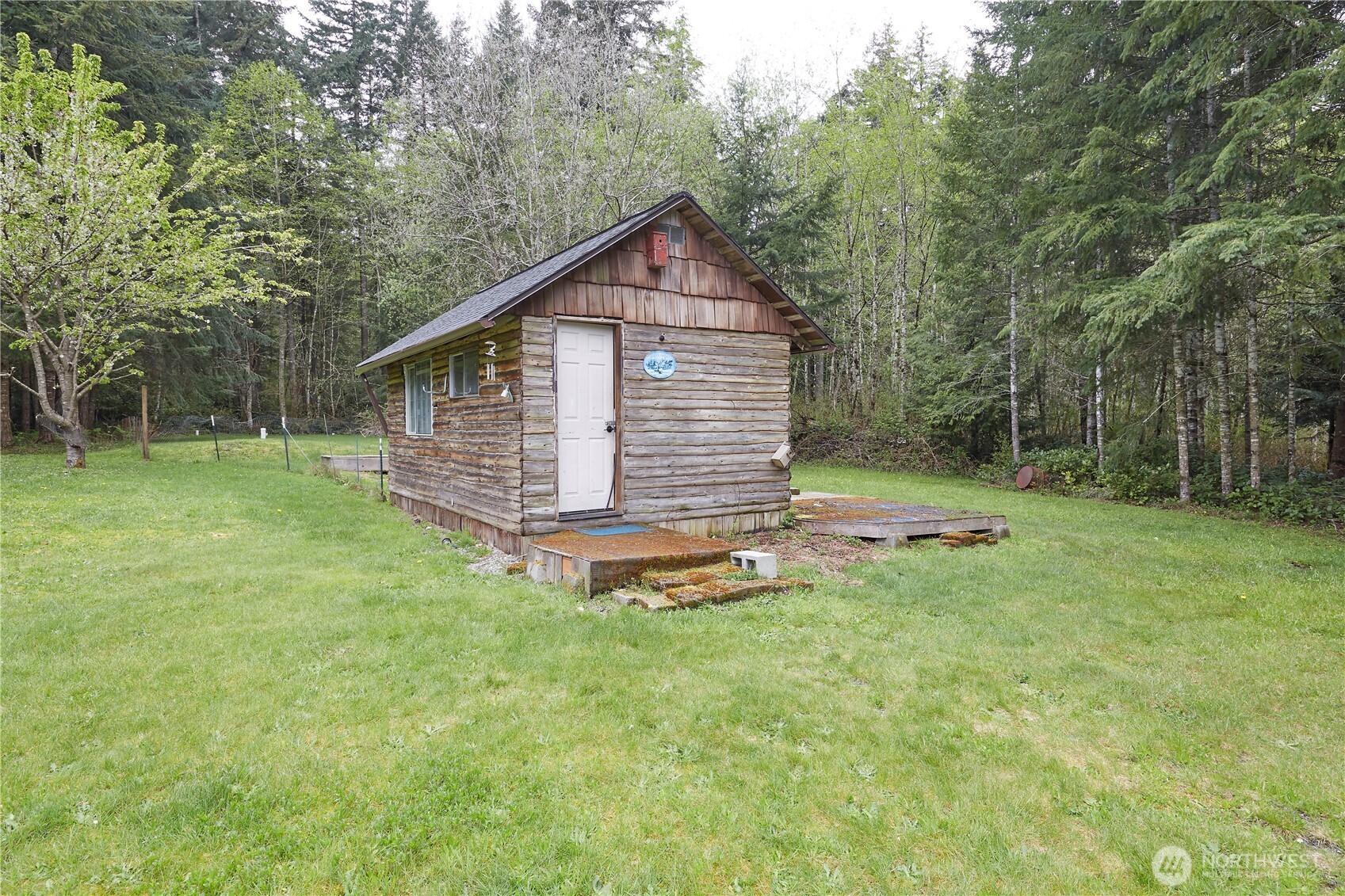 4909 Southwest Old Clifton Road Port Orchard, WA 98367 - Photo 34 of 40
