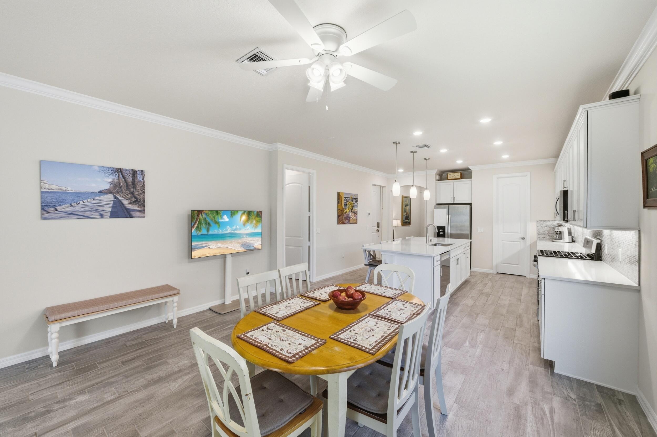 4763 Roldan Court Lake Worth, FL 33467 - Photo 11 of 49 Dining