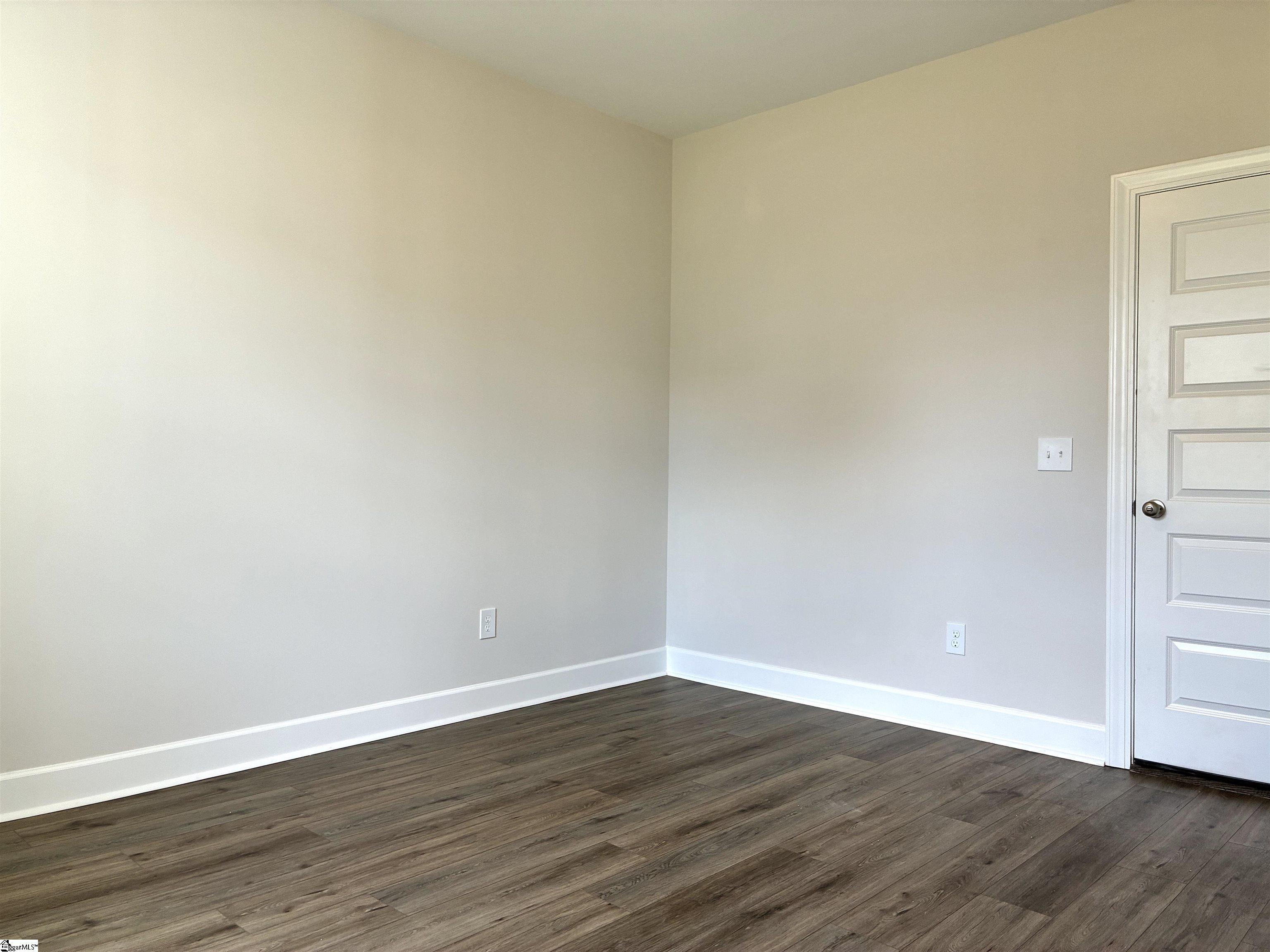 213 Fenner Place Greenville, SC 29607 - Photo 9 of 21