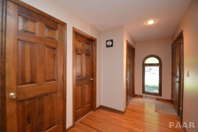 12210 Wood Ridge Court Dunlap, IL 61525 - Photo 4 of 35 Gallery Image 4