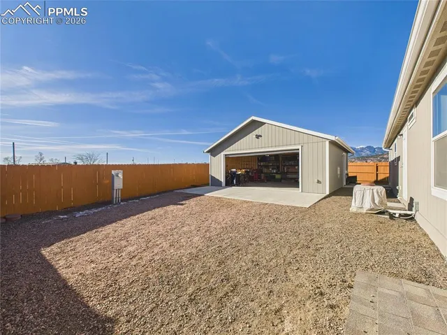 $319,999 | 4822 Isabella Drive, Colorado City, CO 81019