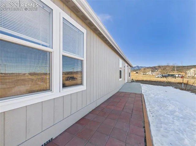 $319,999 | 4822 Isabella Drive, Colorado City, CO 81019