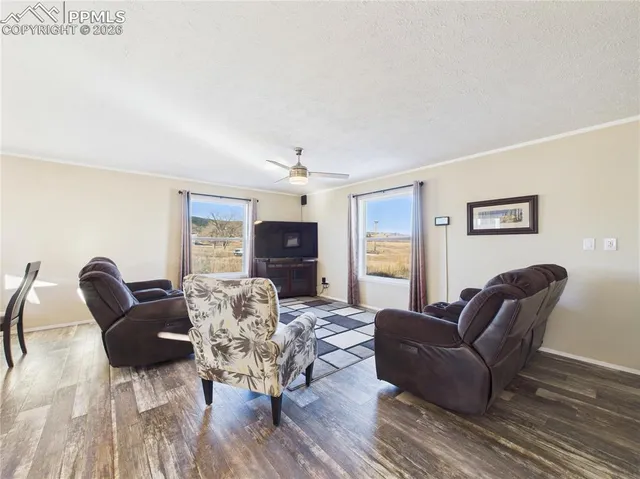 $319,999 | 4822 Isabella Drive, Colorado City, CO 81019