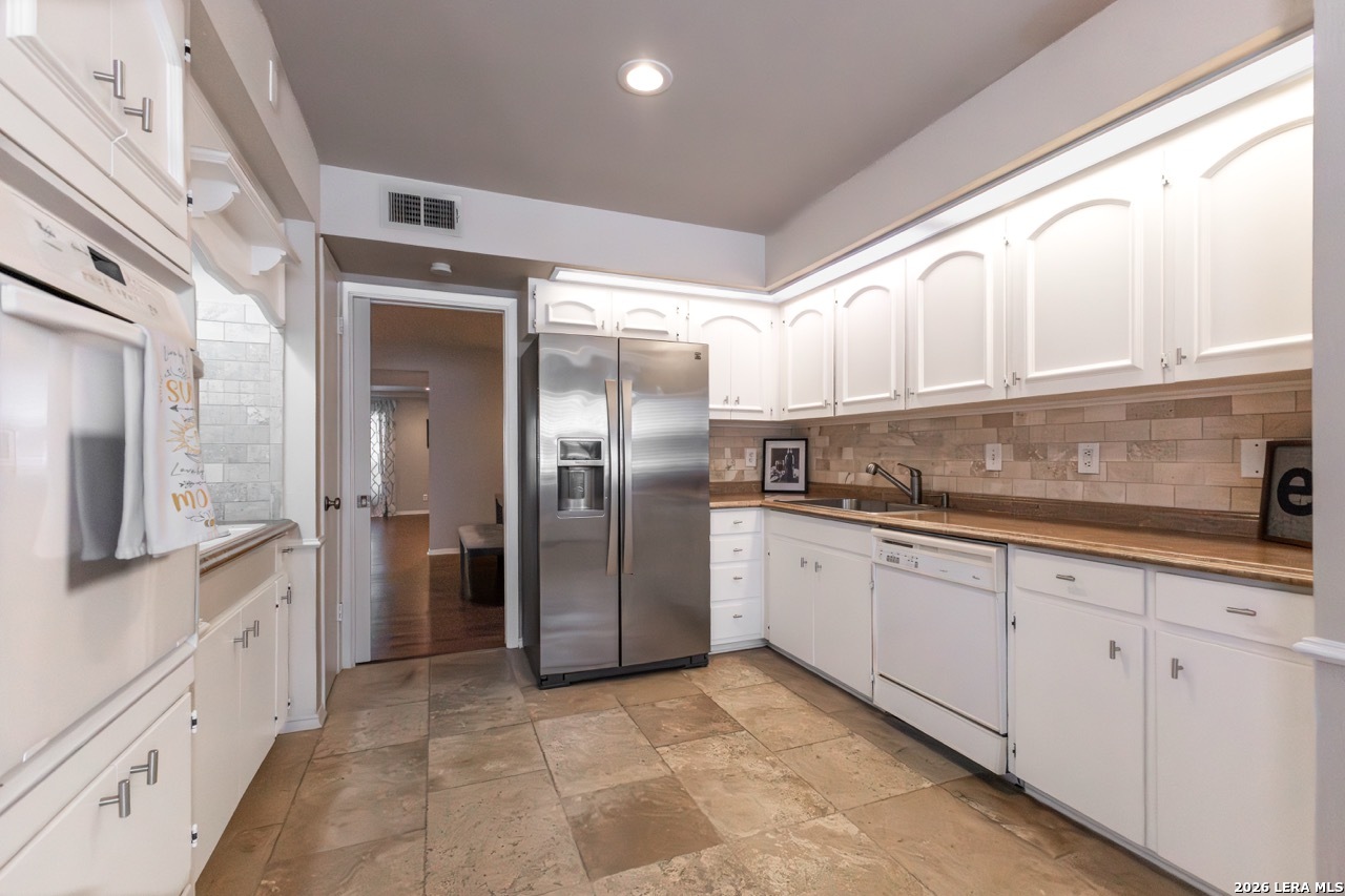 7500 Callaghan Road, Unit 236 San Antonio, TX 78229 - Photo 6 of 16
