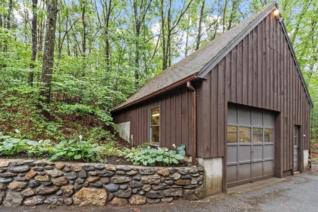 69 Lancaster Road Bolton, MA 01740 - Photo 24 of 31