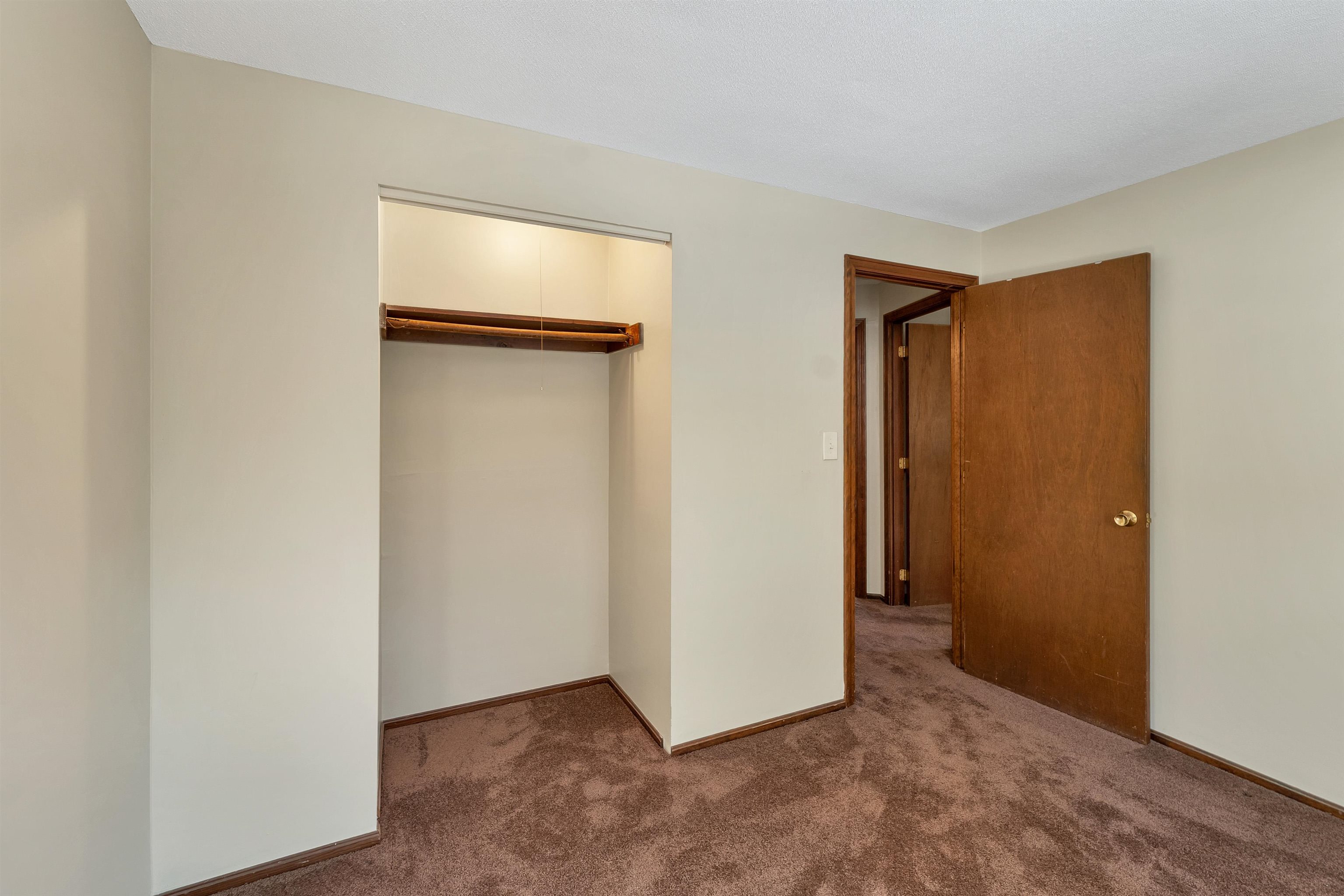 5 Hidden Valley Road Windham, NH 03087 - Photo 25 of 35