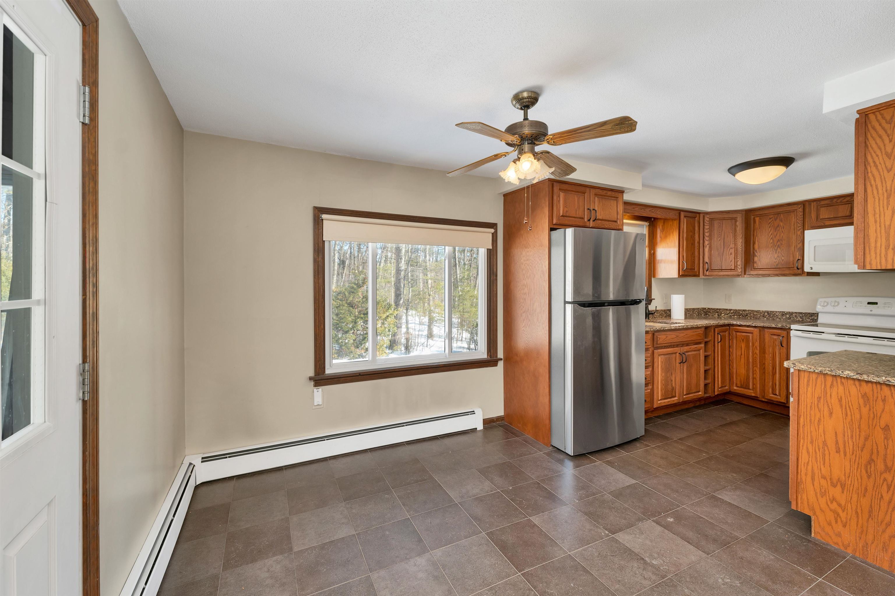 5 Hidden Valley Road Windham, NH 03087 - Photo 7 of 35