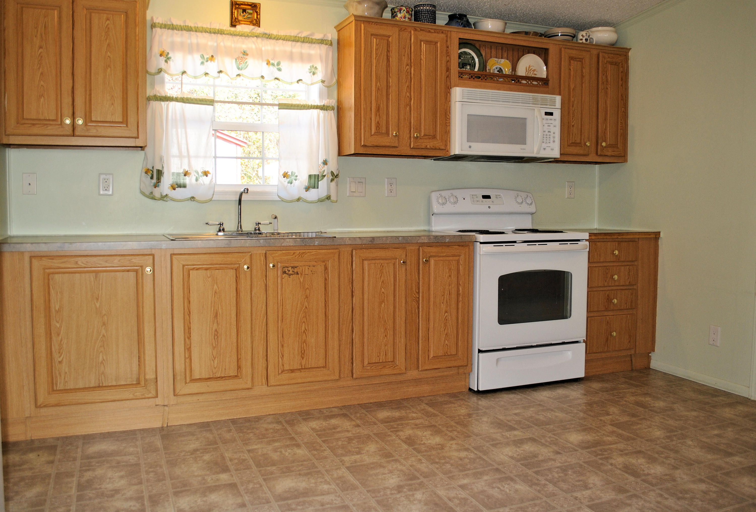 775 Weeks Road Northwest Floyd, VA 24091 - Photo 17 of 52 Kitchen