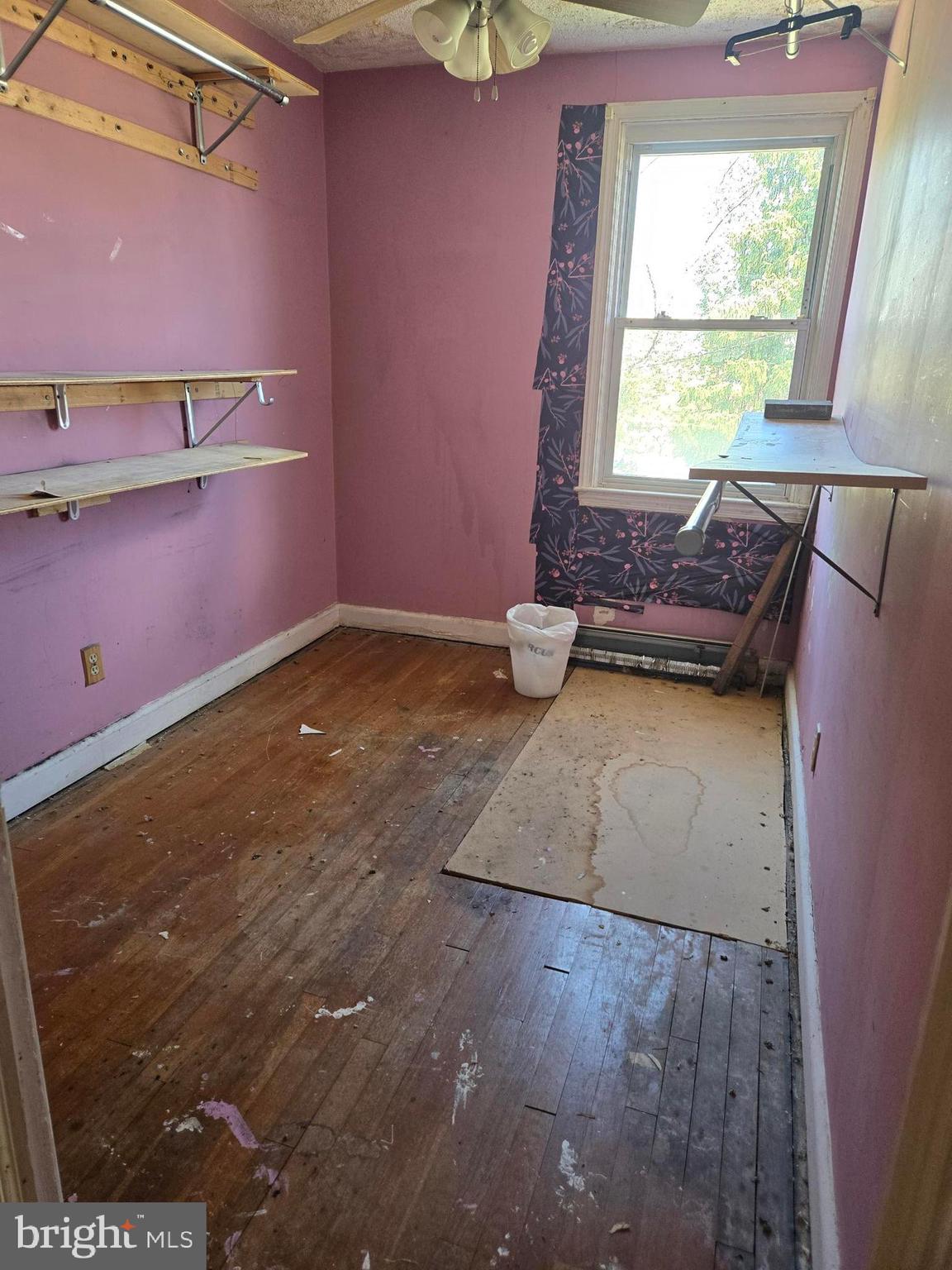 3644 Greenvale Road Baltimore, MD 21229 - Photo 13 of 24 Dressing, smaller bedroom