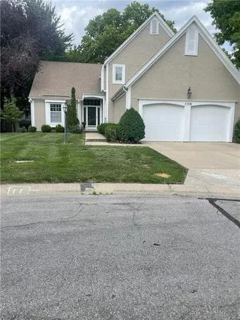 $535,000 | 12116 Sagamore Road, Leawood, KS 66209