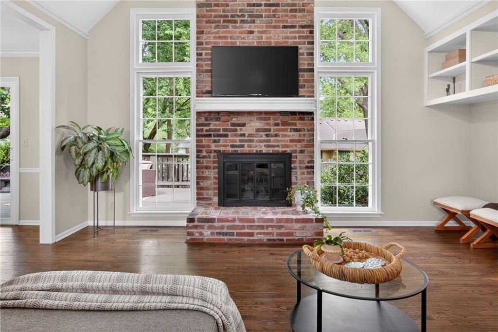 12116 Sagamore Road Leawood, KS 66209 - Photo 19 of 45