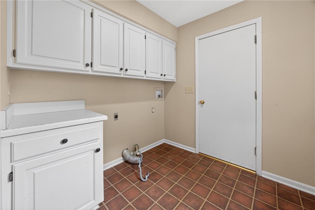 12116 Sagamore Road Leawood, KS 66209 - Photo 20 of 45
